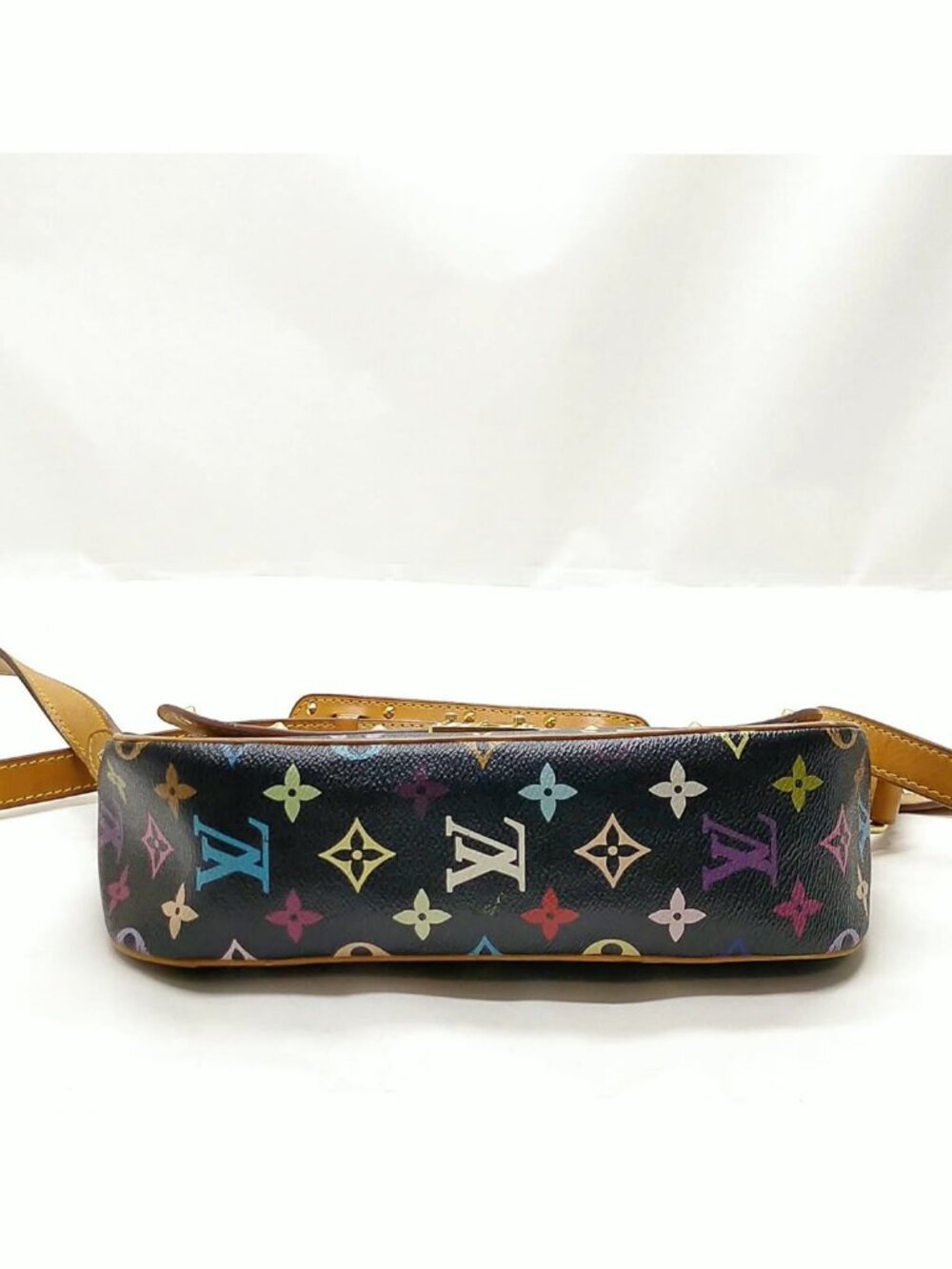 Authentic Louis Vuitton Multicolor Monogram Sologne Bag Black Crossbody - Picture 6 of 16